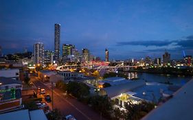 Brisbane City Yha Exterior photo