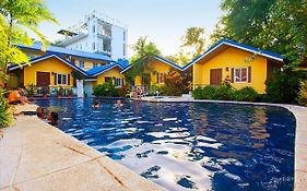 Blue Lagoon Inn&Suites Puerto Princesa Exterior photo