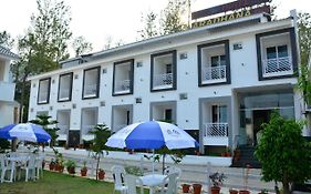 Hotel Aradhana Inn Yercaud Exterior photo