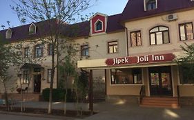 Jipek Joli Inn Noukous Exterior photo