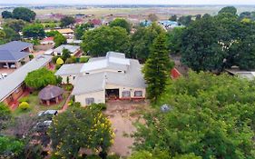 Nelly'S Guesthouse Lilongwe Exterior photo