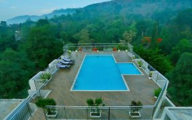 Hotel Sterling Thekkady Exterior photo