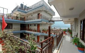 Hotel Peace Plaza Pokhara Exterior photo