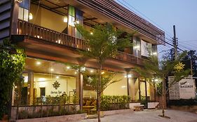Hôtel Porwa House à Chiang Mai Exterior photo
