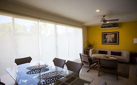 A101 2 Bedroom Apartment - Pool & Jacuzzi Cancún Exterior photo