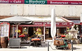 Hôtel-Restaurant Le Blueberry Malaucène Exterior photo