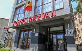Hotel Razvan Bucarest Exterior photo