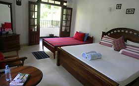 River Side Homestay Apartment Kandy Exterior photo