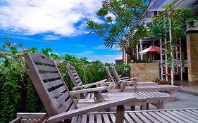 Hotel Asri Cirebon Exterior photo