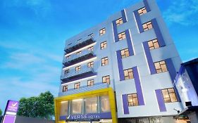 Verse Lite Hotel Gajah Mada Jakarta Exterior photo