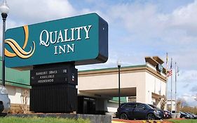 Quality Inn Windsor Mill Exterior photo