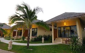 Villa Phra Chan Resort Chanthaburi Exterior photo