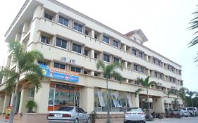 Chanthanee Hotel Chanthaburi Exterior photo