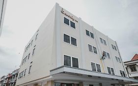 Hotel Reddoorz Plus Near Ferry Terminal Batam Center Exterior photo