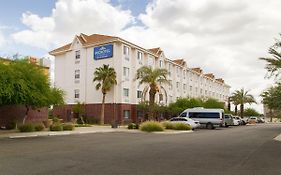 Microtel Inn & Suites By Wyndham Ciudad Juarez/Us Consulate Exterior photo