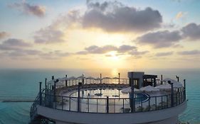 Sea Tower By Isrotel Design Tel-Aviv Exterior photo