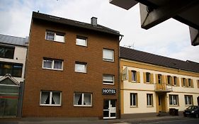 Hotel Zum Schwan Weilerswist Exterior photo