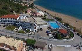 Belle Helene Hotel Agios Georgios Pagon Exterior photo