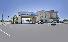 Quality Inn & Suites Yuma Exterior photo