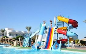 Queen Sharm Aqua Park Hotel Exterior photo