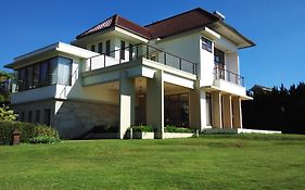 Villa Sophia Cimacan Puncak Cipanas  Exterior photo