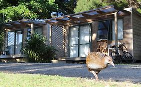 Hotel Russell-Orongo Bay Holiday Park Exterior photo