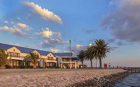 Protea Hotel By Marriott Walvis Bay Pelican Bay Exterior photo