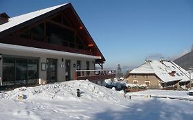 Hotel Golf Et Montagne Talloires Exterior photo