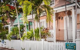 Courtney'S Place Historic Cottages & Inns Key West Exterior photo