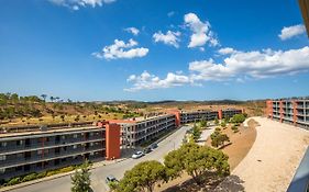 Algarve Race Resort - Apartments Portimão Exterior photo