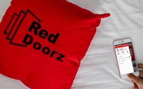 Hotel Reddoorz Plus Near Palembang Square Mall Exterior photo