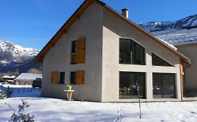 Villa #Lemasdoisans au pied de l'Alpe d'Huez via Bourg d'Oisans le perce neige à Le Vert  Exterior photo