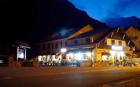 hotel le taillon Gavarnie Exterior photo