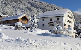 Hotel Weiler - Aktiv & Tradition Obertilliach Exterior photo