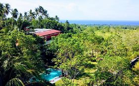 Hotel Theview Camiguin à Mambajao Exterior photo