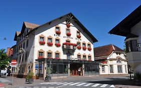 Hotel Goldener Hirsch Reutte Exterior photo