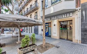 Hostal Abrevadero Barcelone Exterior photo