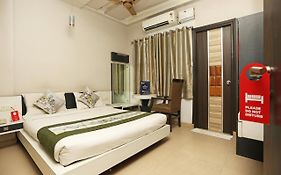 Hotel Sundaram Prayagraj Exterior photo