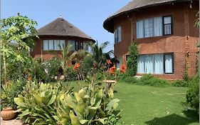 Hotel Marcelo Beach Club à Lomé Exterior photo