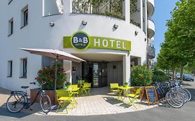 B&B HOTEL La Rochelle Centre Exterior photo