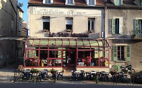 Hotel Pub Vauban Terreaux à Avallon Exterior photo