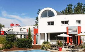 Hotel ibis Poitiers Beaulieu Exterior photo