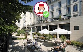 Aparthotel CERISE Luxeuil Les Sources Exterior photo