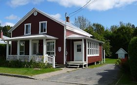Villa La Maison Clarence à Baie-Saint-Paul Exterior photo