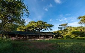 Villa Serengeti Woodlands Camp Exterior photo