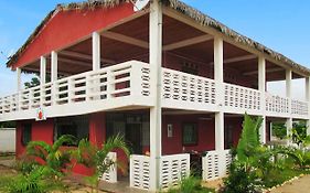 3 Bedrooms Appartement At Majunga 100 M Away From The Beach With Furnished Terrace Mahajanga Exterior photo