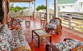 2 Bedrooms Appartement With Sea View And Furnished Terrace At Majunga Mahajanga Exterior photo