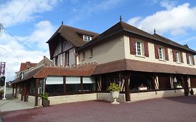 Hôtel Le Vauban à Merville-Franceville-Plage Exterior photo