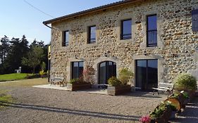 Hotel Auberge des Myrtilles à Saint-Bonnet-le-Froid Exterior photo