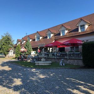 Hotel Pension Zur Linde à Berlstedt Exterior photo